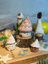 画像をギャラリービューアに読み込む, チャップラン〜四つ葉傘の妖精マスコット