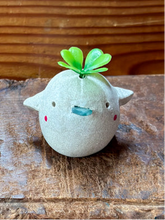 画像をギャラリービューアに読み込む, コッコラック〜しあわせを告げるニワトリマスコット